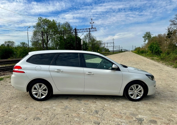 Peugeot 308 cena 28900 przebieg: 227000, rok produkcji 2015 z Wrocław małe 781